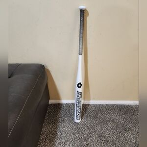 DeMarini Softball Bat 28oz 34inch